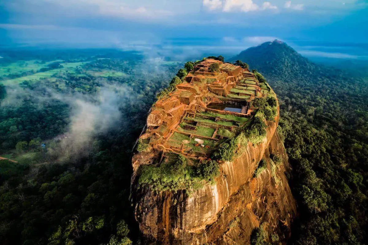 львиная скала сигирия